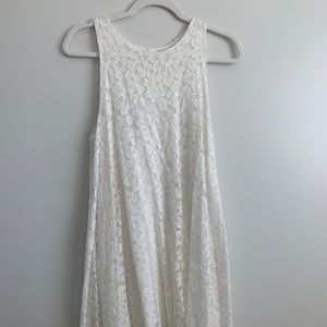 WHITE LACE DRESS